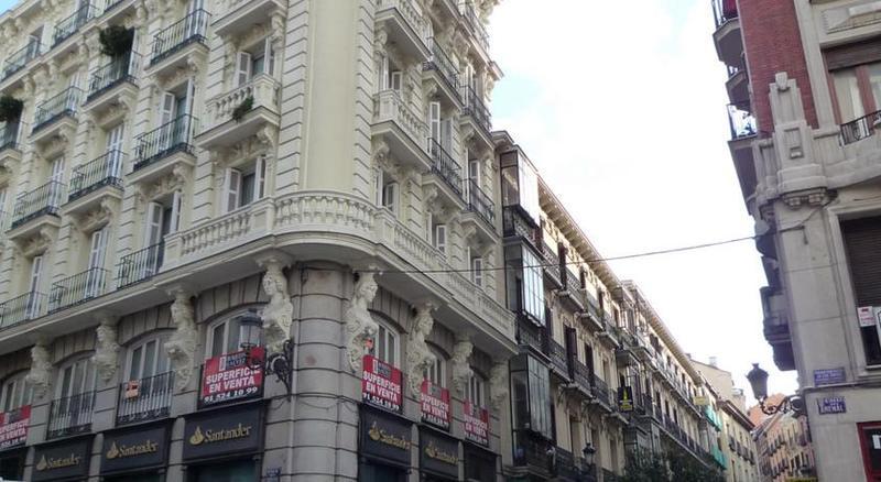 Hostal Las Fuentes (Adults Only) Madrid Exterior photo